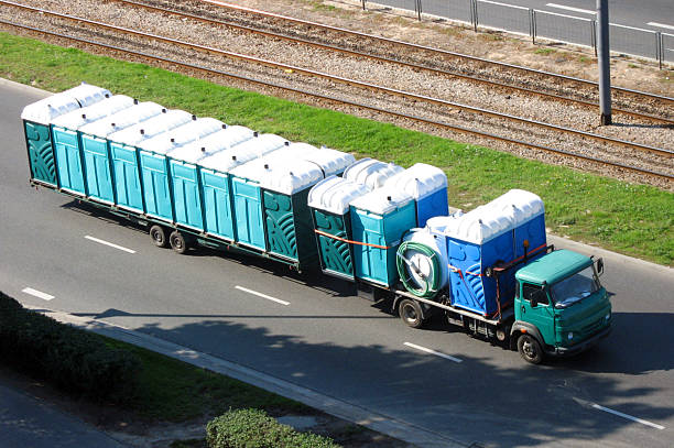 Best Portable restroom trailer rental  in Saugerties South, NY